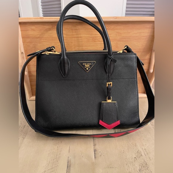 Prada Purse - Picture 2 of 7